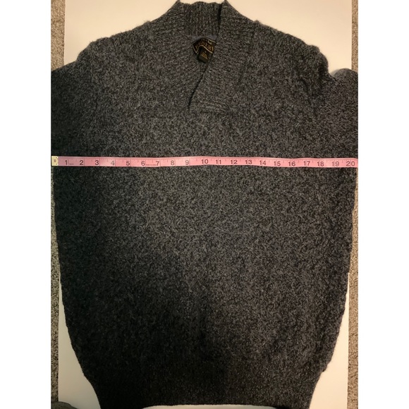 Jos a bank reserve wool sweater vneck - Picture 3 of 5